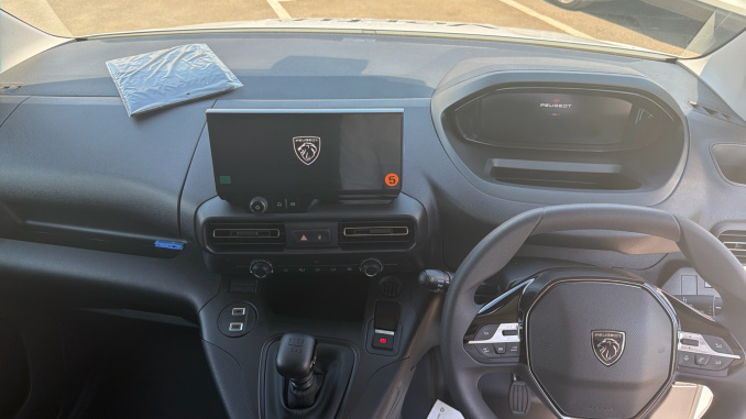 Peugeot Partner Xl Diesel 1.5 BlueHDi 100 Asphalt Van - Image 10